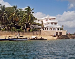 Hele huset/lejligheden Luxury Beachfront Holiday House, Pool Garden All Sea Views, Forodhani House Lamu (Shela, Kenya)