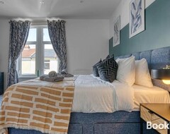 Cijela kuća/apartman 3 Bed Stylish Design Townhouse Southsea, Sleeps 8, Central - By Blue Puffin Stays (Southsea, Ujedinjeno Kraljevstvo)