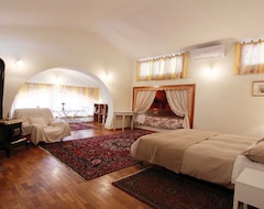 Khách sạn Appartamento Provenzale (Tollo, Ý)