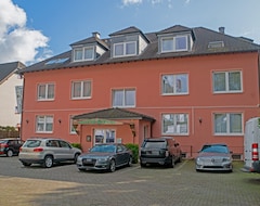 Khách sạn Lonac (Duisburg, Đức)