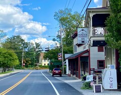 Tüm Ev/Apart Daire Hiking Swimming Lodge Located On Base Of Adirondack Mountain Near Lake (Hague, ABD)