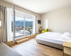 Hotel CampingPark Steiner (Laives, Italy)
