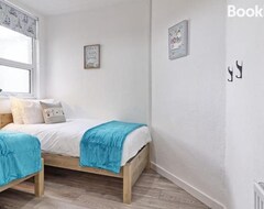 Tüm Ev/Apart Daire High View House, 3 Bed Flat. (Walton, Birleşik Krallık)