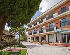 Hotel La Bicocca (Motta Montecorvino, Italy)