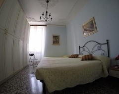 Hotel Aneides Bed & Breakfast (Genova, Italija)