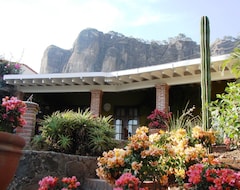 Khách sạn La Villa Bonita Culinary Vacation (Tepoztlán, Mexico)