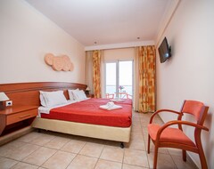 Khách sạn Corfu Maris Hotel (Benitses, Hy Lạp)