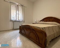 Tüm Ev/Apart Daire La Casa Di Antonietta (Pomezia, İtalya)