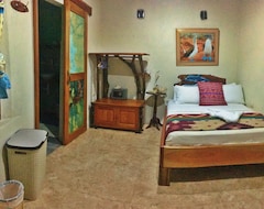 Khách sạn Lonesome George Ecolodge (Puerto Ayora, Ecuador)