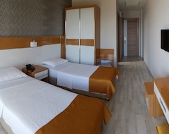 Hotel Santana life (Altınoluk, Turkey)