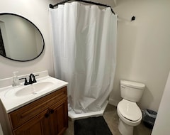 Entire House / Apartment Loess Hills Lodge - Room 2 (Mound City, USA)