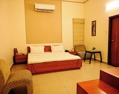 Hotel Cresent Villa (Varanasi, India)
