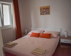 Hotel Apartment Zahtila With Sea View, Free Parking, Air Conditioning And Wifi. (Labin, Hrvatska)