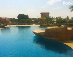 Toàn bộ căn nhà/căn hộ Beachside Cozy Villa In Sokhna/pools Access- Wi-fi (Ain El Sokhna, Ai Cập)