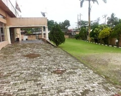 Otel Calabar Grand (Calabar, Nijerya)