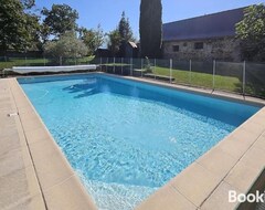 Cijela kuća/apartman Cosy Cottage -vue Pyrenees- T5 - Piscine - 8 Pers (Angaïs, Francuska)