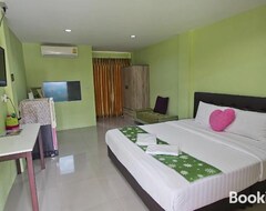 Hotel baanthiphratn sathiib (Sattahip, Tailandia)
