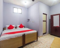 Khách sạn Oyo 62870 Ashrya Comforts (Coonoor, Ấn Độ)