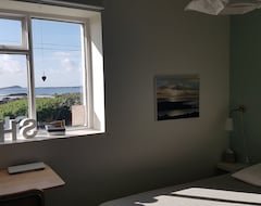 Toàn bộ căn nhà/căn hộ House Between Coast, Lake + Mountains: Every Window View A Connemara Highlight! (Roundstone, Ai-len)