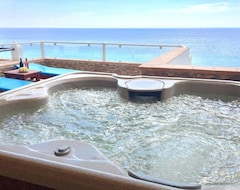 Hotel Marina Playa Suites (Playa de Esquinzo, Spain)