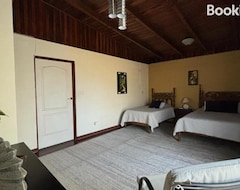 Koko talo/asunto Casa Jana (El Roble, Costa Rica)