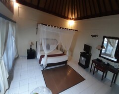Khách sạn Collection O 90805 Aditya Beach Resort And Spa (Singaraja, Indonesia)