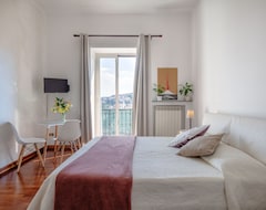 Khách sạn Napolicentro Mare - Sea View Rooms & Suites (Napoli, Ý)