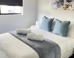 Tüm Ev/Apart Daire Beautiful, Modern Apartment (Kanberra, Avustralya)