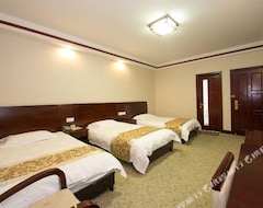 Khách sạn Jiuhuashan Dengyunlou Hotel (Chizhou, Trung Quốc)