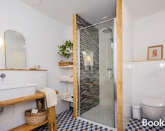 Cijela kuća/apartman Gite Du Plo, Coeur De Cite Medievale (Saint-Yrieix-la-Perche, Francuska)