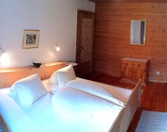 Bed & Breakfast Hotel Chasa Sofia (Scuol, Švicarska)