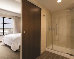 Hotel Embassy Suites By Hilton Akron Canton Airport (North Canton, Sjedinjene Američke Države)