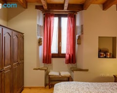 Cijela kuća/apartman Habitacion En Casa Rural (La Vall d'en Bas, Španjolska)