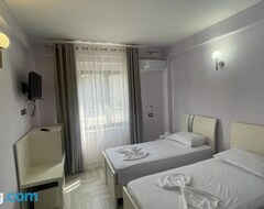 Khách sạn Ferrara (Durrës, Albania)