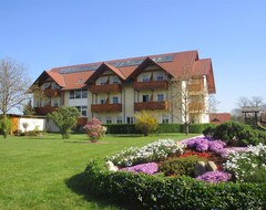 Hotelli Radhotel Schischek (Halbenrain, Itävalta)