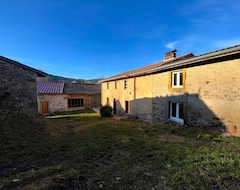 Casa rural Ferme Rénovée En Altitude Avec Dépendances, Pour Familles, Groupes Et Évènements (Saint-Jean-la-Vêtre, Pháp)