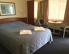 Town And Country Motel (Sidney, Avustralya)