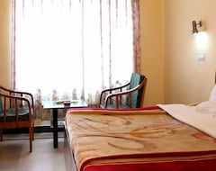 Khách sạn Adb Rooms Falcon Crest (Shimla, Ấn Độ)