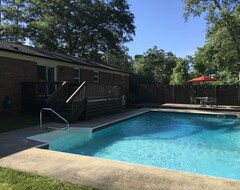 Tüm Ev/Apart Daire Midtown 3/2 Pool Home Close To Everything (Tallahassee, ABD)