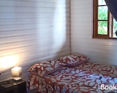 Bed & Breakfast Enzo lodge chambre tipanier (Uturoa, Fransk Polynesien)
