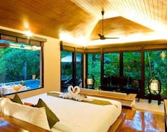 Hotel Korsiri Villas (Cape Panwa, Thailand)