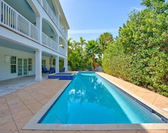 Casa/apartamento entero P15 - Luxury 5 Bedroom Home With Private Pool And Dockage. (Key Colony Beach, EE. UU.)