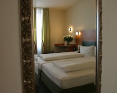 Khách sạn Memphis Hotel (Frankfurt, Đức)