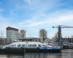 DoubleTree by Hilton Hotel Amsterdam - NDSM Wharf (Amsterdam, Netherlands)