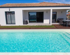 Toàn bộ căn nhà/căn hộ Villa With Heated Pool-3 Bedrooms, 6 People (Saint-Sulpice-de-Royan, Pháp)