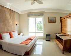 Artisan Family Hotels and Resort Collection Playa Esmeralda (Veracruz Llave, Mexico)