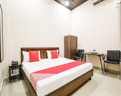Khách sạn Oyo 47577 Hotel Goldenland (Rajula, Ấn Độ)