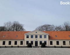 Toàn bộ căn nhà/căn hộ Attraktiv Lejlighed Pa Landejendom (Næstved, Đan Mạch)