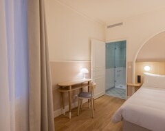 Hotel Oratio (Paris, Fransa)