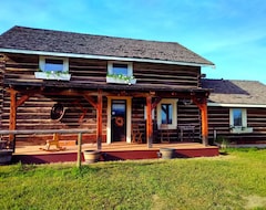Hele huset/lejligheden Meadow Lake Guest Ranch - Meadow Lake Roadhouse (Clinton, Canada)